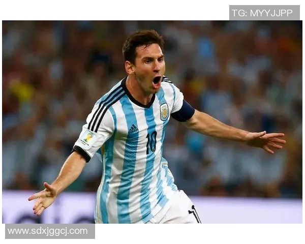 6月7日足球界的传奇瞬间:球星们的精彩表现与历史意义分析 6月7日足球界的传奇瞬间:球星们的精彩表现与历史意义分析